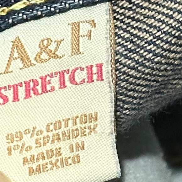 Vintage Y2K Low Rise Abercrombie & Fitch Jeans. - Picture 4 of 10